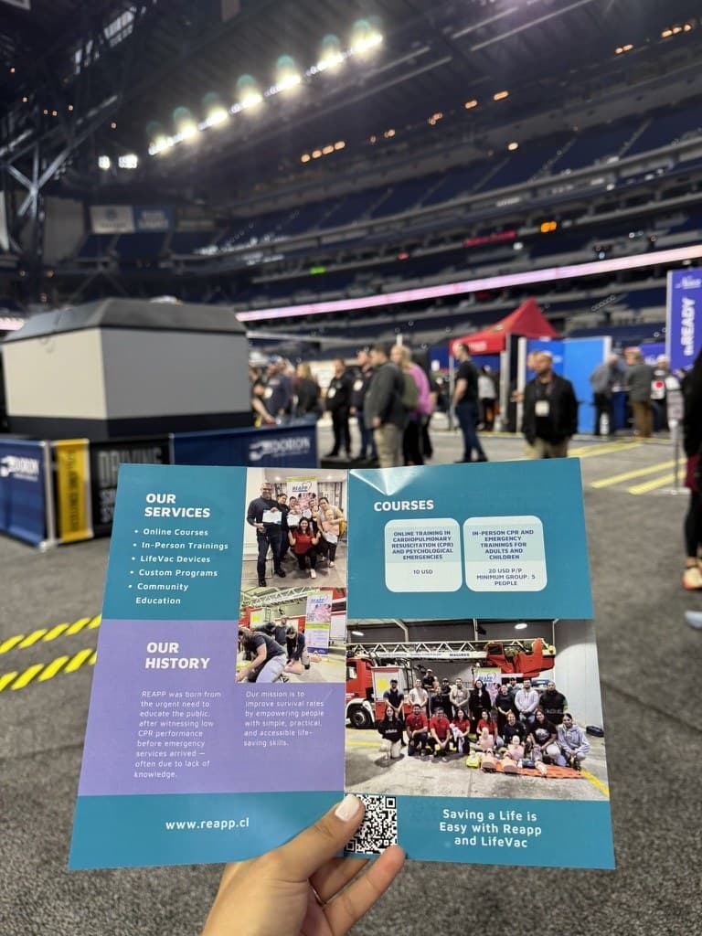 Material informativo de REAPP en la feria FDIC International 2025